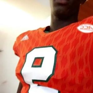 Meet your Posher, Avery